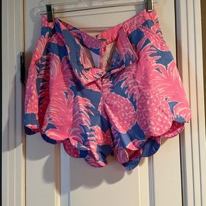 Lily Pulitzer scalloped shorts